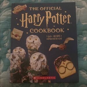 Scholastic Official Harry Potter Cookbook - Blue